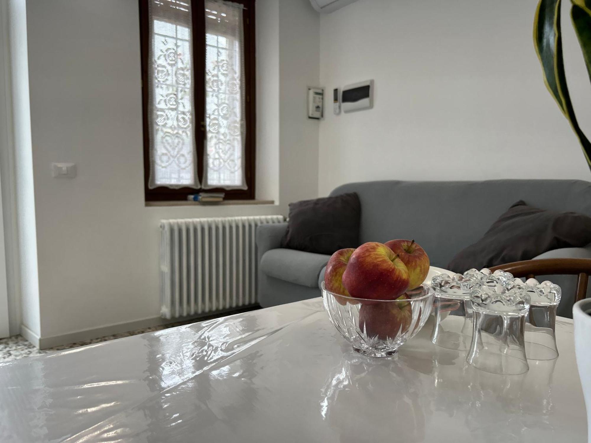Casa Del Ciliegio Villa Valeggio sul Mincio Eksteriør bilde